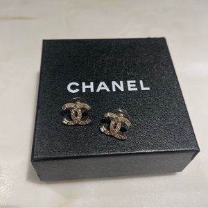 gold earrings stud NEW